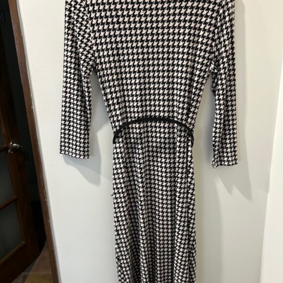 Ralph Lauren black and white checkered dress. Small - Picture 5 of 12